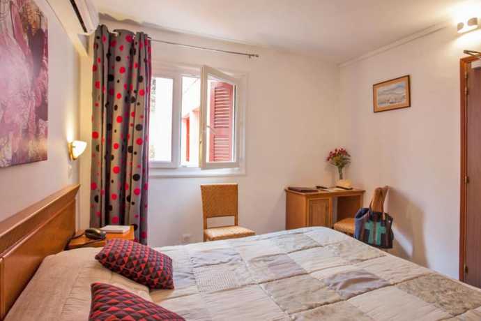 Imagen de la habitación del Hotel Kalliste, Ota. Foto 17