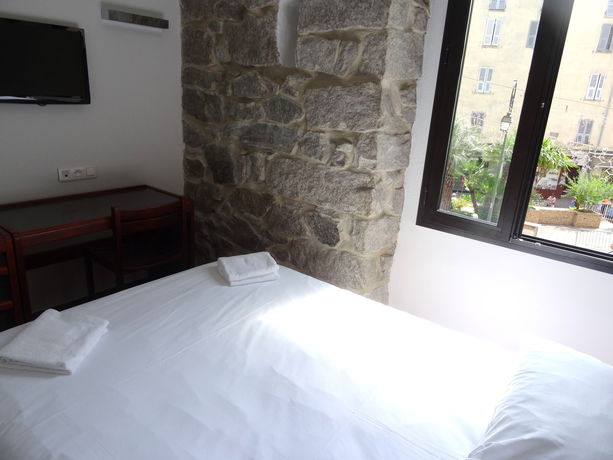 Imagen de la habitación del Hotel Kallisté. Foto 7