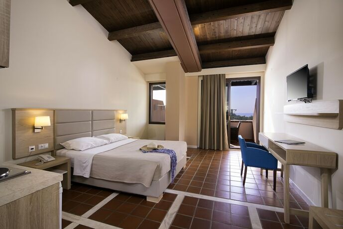 Imagen de la habitación del Hotel Kallisti, Tasos. Foto 14