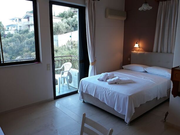 Imagen de la habitación del Hotel Kallisto Studios. Foto 20