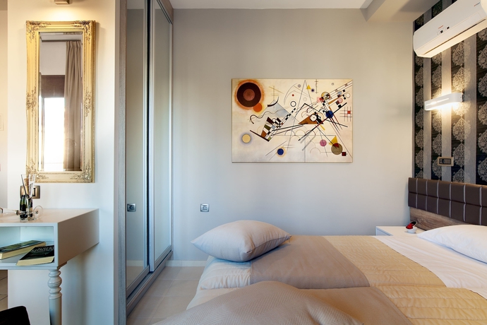 Imagen de la habitación del Hotel Kallitsakis Beach. Foto 4