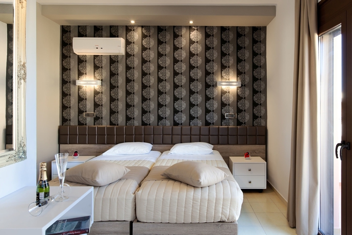 Imagen de la habitación del Hotel Kallitsakis Beach. Foto 5