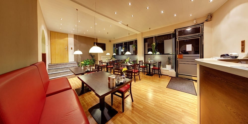 Imagen del bar/restaurante del Hotel Kallmeyer. Foto 4