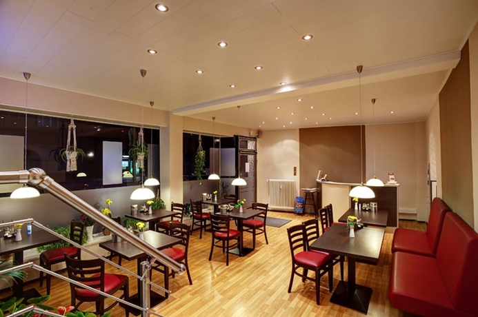 Imagen de los interiores del Hotel Kallmeyer. Foto 14