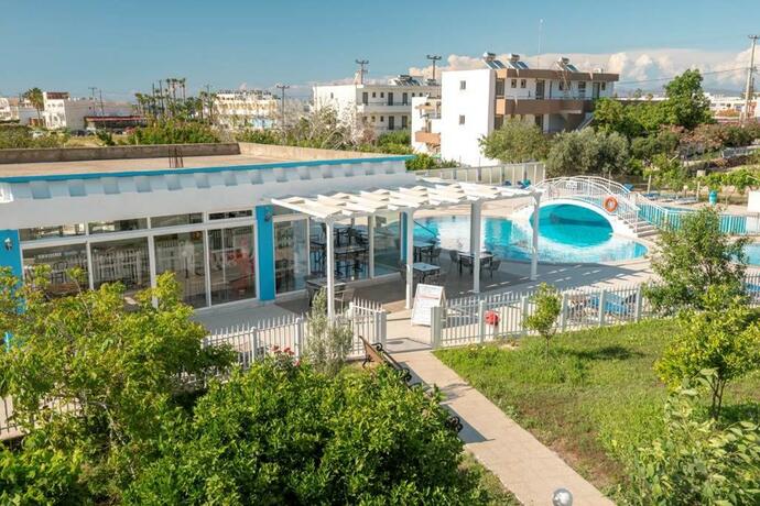 Imagen general del Hotel Kalloudis Apartments. Foto 21
