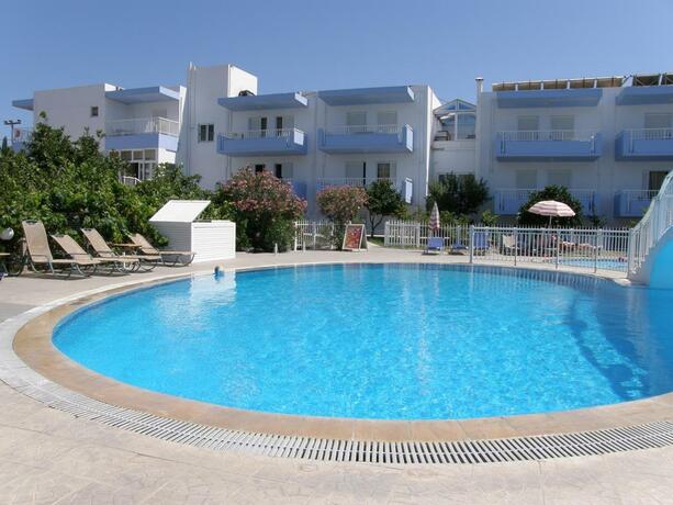 Imagen general del Hotel Kalloudis Apartments. Foto 24