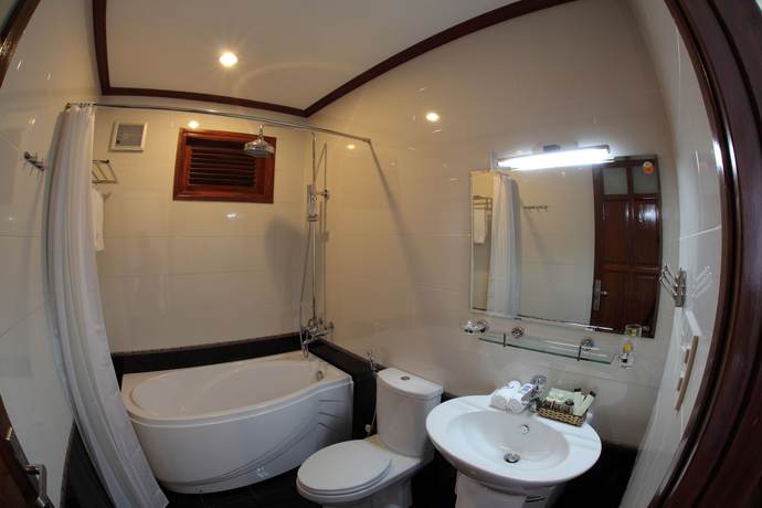Imagen de la habitación del Hotel Kally. Foto 11