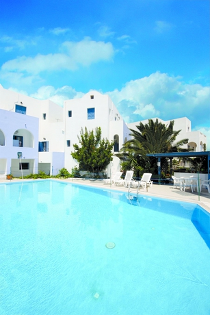 Imagen de la piscina del Hotel Kalma, Fira. Foto 11