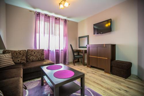 Imagen de la habitación del Hotel Kalmar. Foto 18