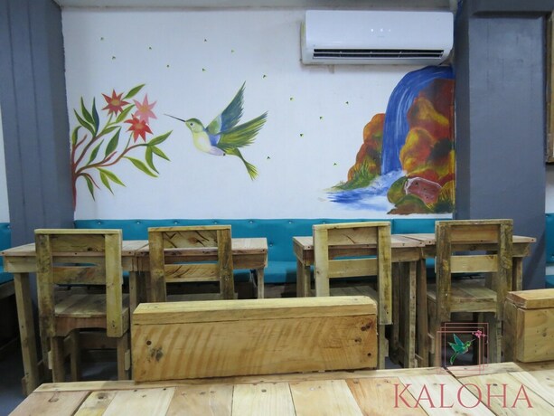 Imagen del bar/restaurante del Hotel Kaloha. Foto 7