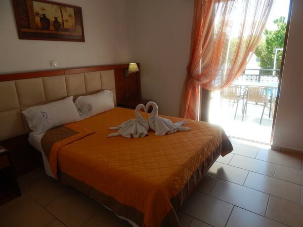 Imagen general del Hotel Kaloni village apartments. Foto 15