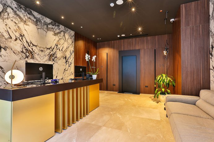 Imagen de los interiores del Hotel Kalos, Becici. Foto 16