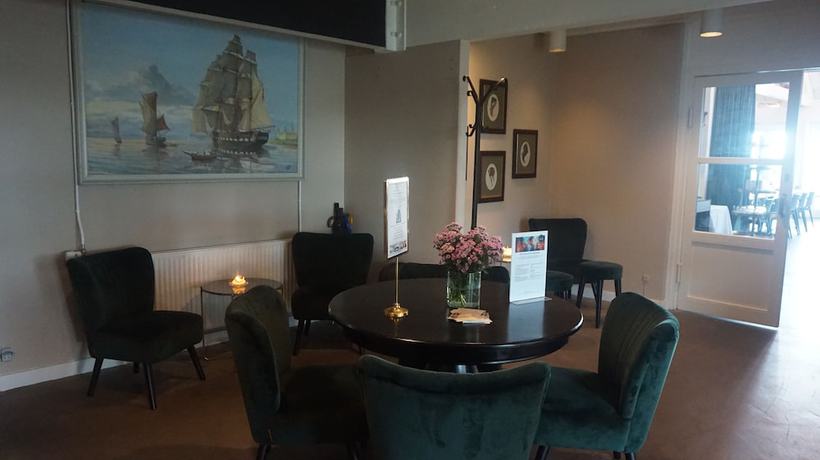 Imagen de los interiores del Hotel Kal&oslash;vig Badehotel. Foto 20