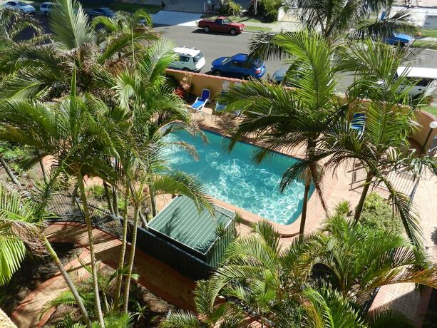 Imagen de la piscina del Hotel Kalua Holiday Apartments. Foto 31