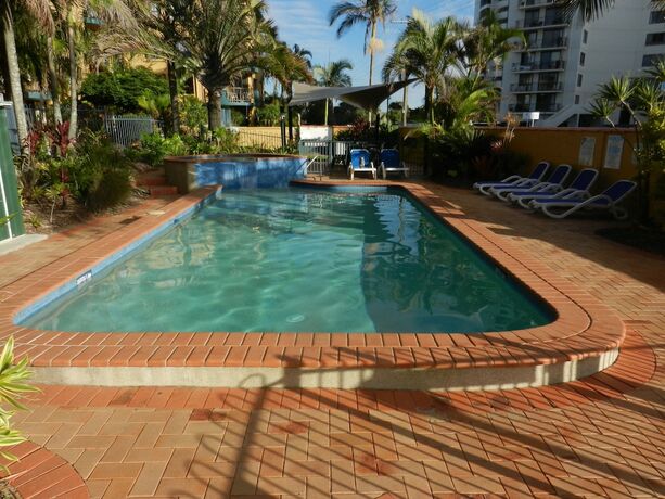 Imagen de la piscina del Hotel Kalua Holiday Apartments. Foto 32