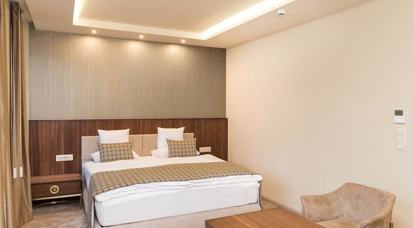 Imagen de la habitación del Hotel Kalvaria, Gyor. Foto 6