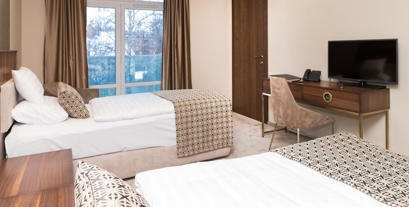 Imagen de la habitación del Hotel Kalvaria, Gyor. Foto 11