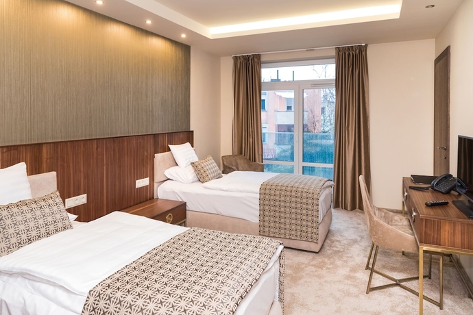 Imagen de la habitación del Hotel Kalvaria, Gyor. Foto 13
