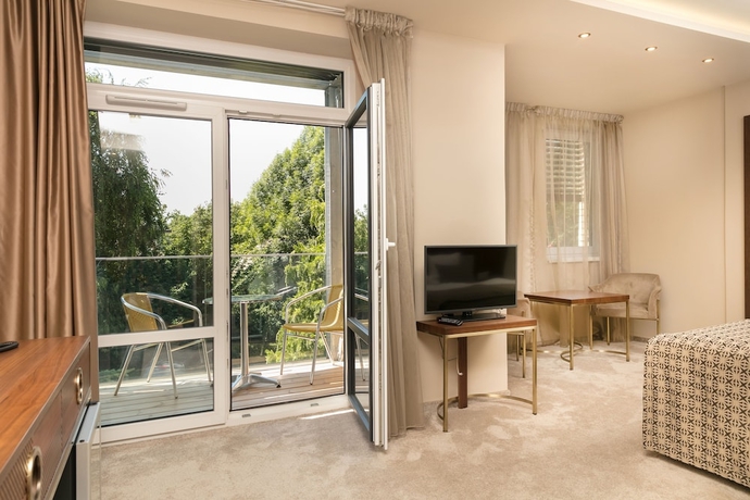 Imagen de la habitación del Hotel Kalvaria, Gyor. Foto 18