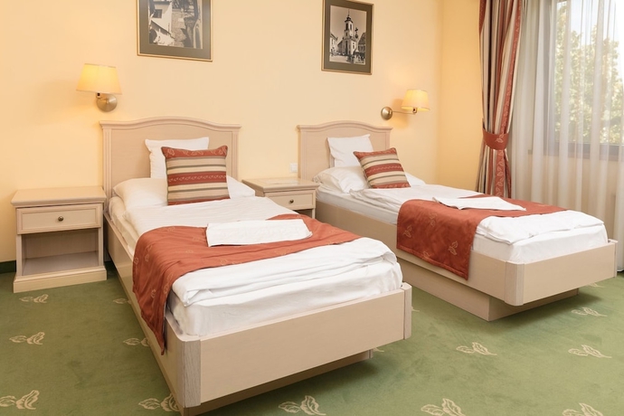 Imagen de la habitación del Hotel Kalvaria, Gyor. Foto 19