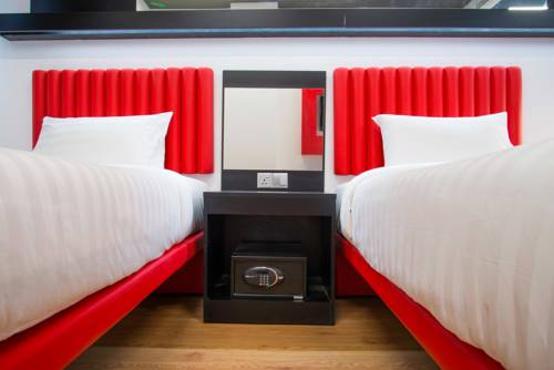 Imagen de la habitación del Hotel Kalya Bandung. Foto 3