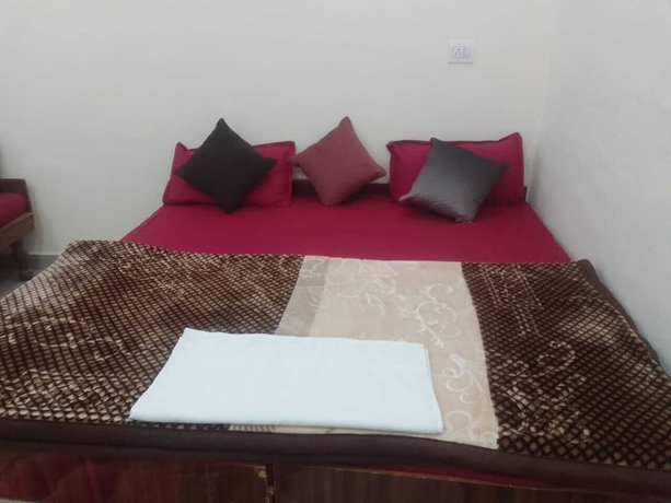 Imagen de la habitación del Hotel Kalyan Palace And Restaurant. Foto 11