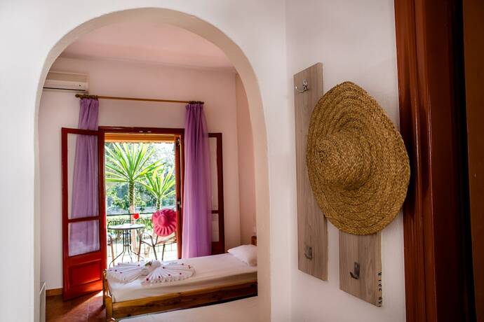 Imagen general del Hotel Kalypso Studios, Kavos. Foto 2