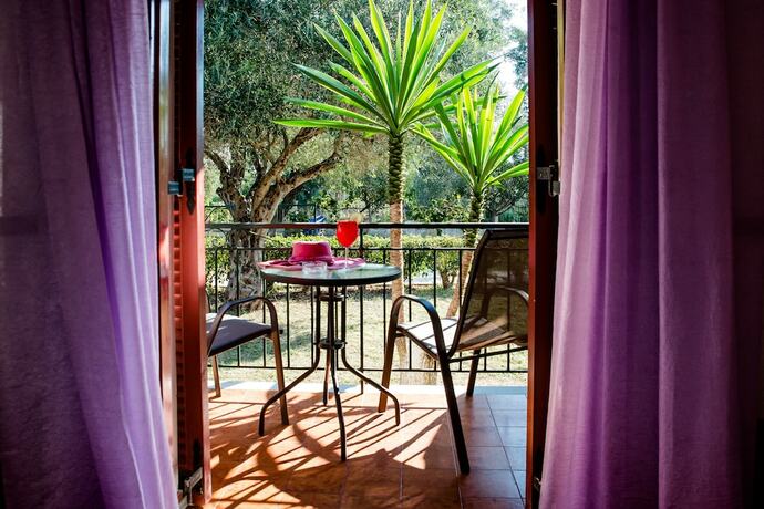 Imagen de la habitación del Hotel Kalypso Studios, Kavos. Foto 26