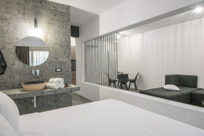 Imagen de la habitación del Hotel Kalypso Suites. Foto 12