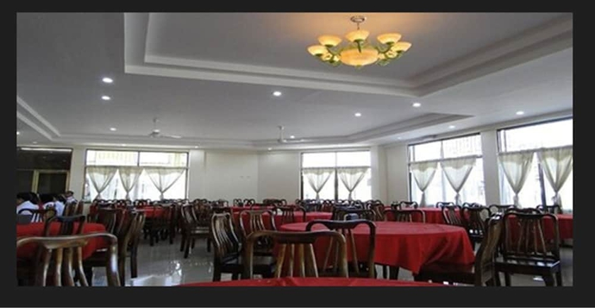 Imagen de los interiores del Hotel Kam Tu. Foto 16