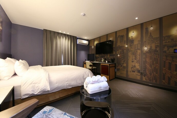 Imagen de la habitación del Hotel Kama Hotel. Foto 14