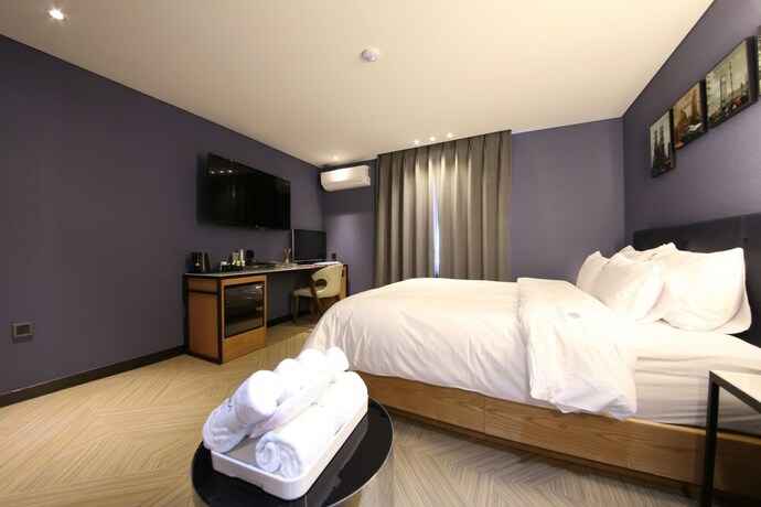 Imagen de la habitación del Hotel Kama Hotel. Foto 38