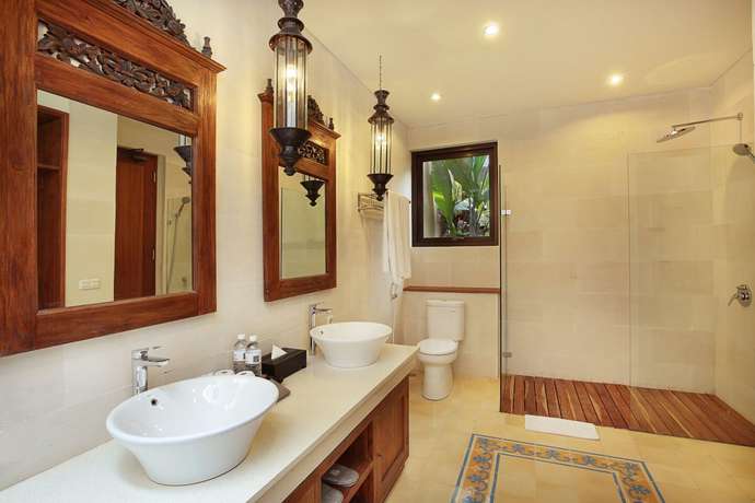Imagen de la habitación del Hotel Kamajaya Villas Bali. Foto 17