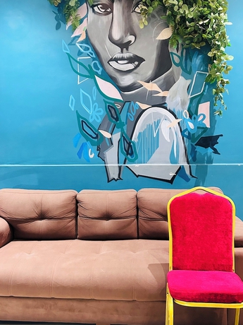 Imagen de los interiores del Hotel Kamakhya Inn. Foto 15