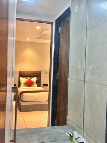 Imagen de la habitación del Hotel Kamakhya Inn. Foto 7
