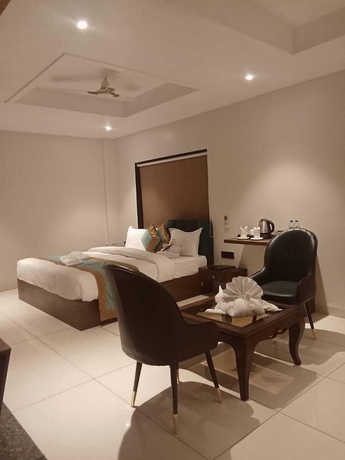 Imagen de la habitación del Hotel Kamakhya Inn. Foto 8
