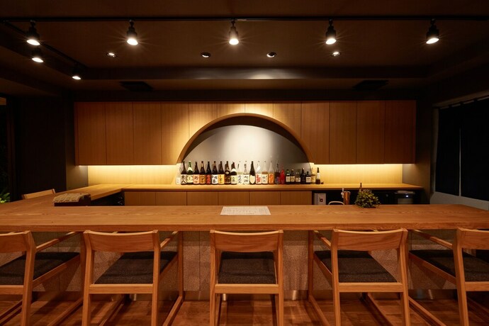 Imagen del bar/restaurante del Hotel Kamakura. Foto 20