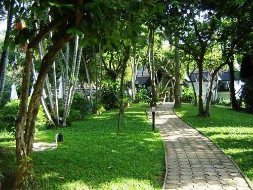 Imagen general del Hotel Kamala Beach Estate. Foto 8