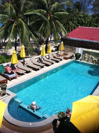Imagen de la piscina del Hotel Kamala Beachfront Apartment. Foto 14