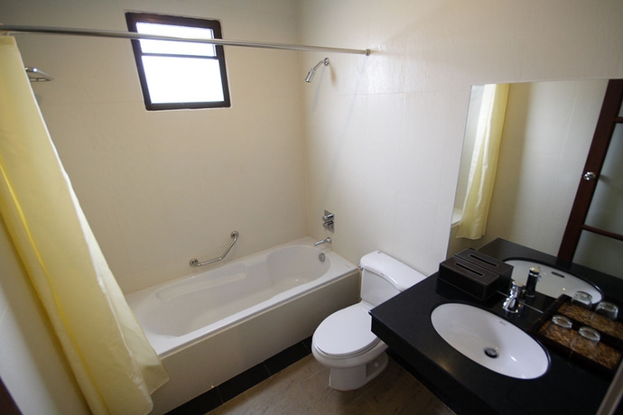 Imagen de la habitación del Hotel Kamala Beachfront Apartment. Foto 6