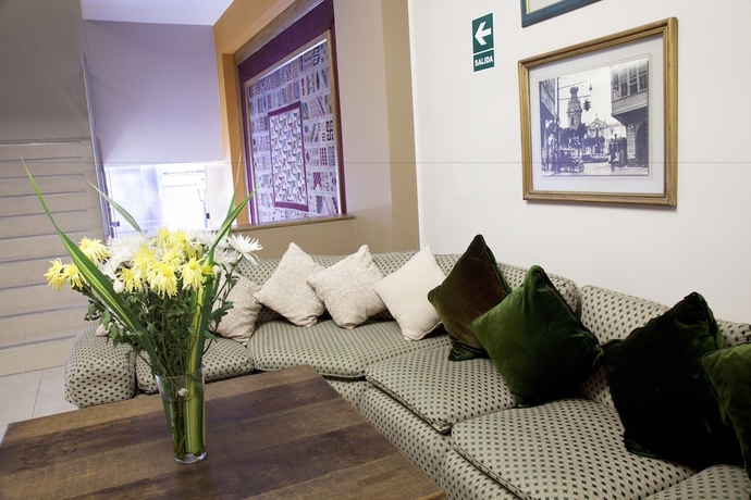 Imagen de los interiores del Hotel Kamana. Foto 16