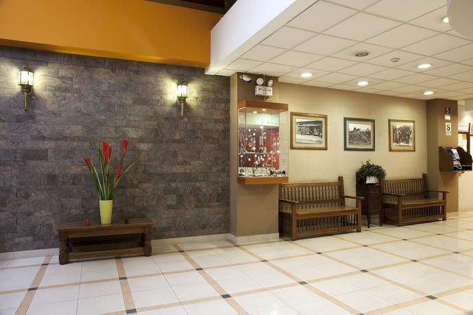 Imagen de los interiores del Hotel Kamana. Foto 19