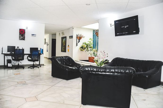 Imagen de los interiores del Hotel Kamani Florencia. Foto 18