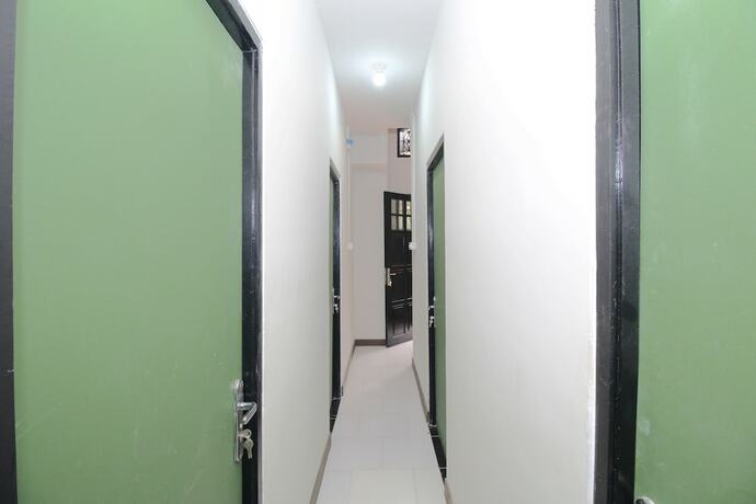 Imagen general del Hotel Kamar Keluarga Bandara IV Syariah. Foto 1