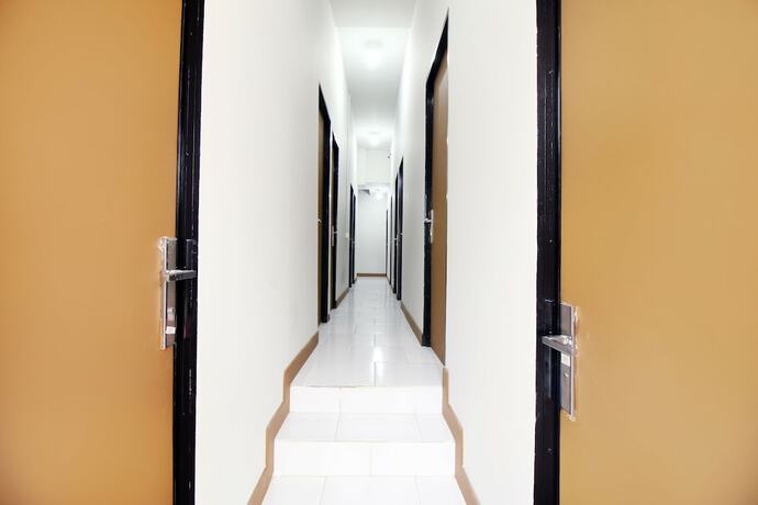 Imagen general del Hotel Kamar Keluarga Bandara VII Syariah. Foto 10