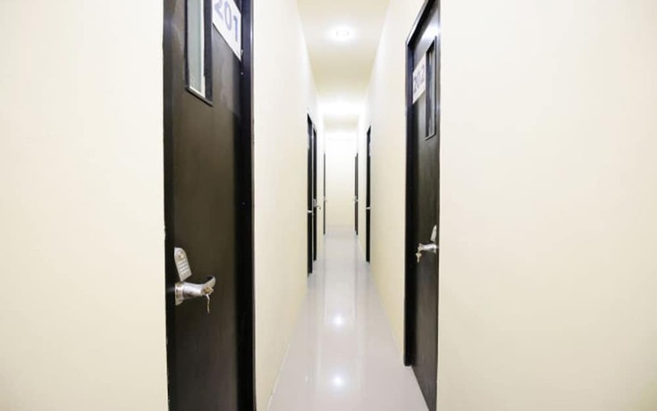 Imagen de los interiores del Hotel Kamar Keluarga Jelambar Syariah. Foto 14
