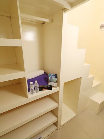 Imagen de la habitación del Hotel Kamar Keluarga Jelambar Syariah. Foto 6