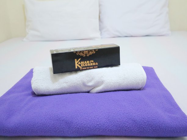 Imagen de la habitación del Hotel Kamar Keluarga Jelambar Syariah. Foto 11