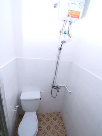 Imagen de la habitación del Hotel Kamar Keluarga Kartini. Foto 11
