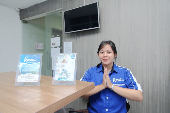 Imagen de los interiores del Hotel Kamar Keluarga Kemanggisan Syariah. Foto 19